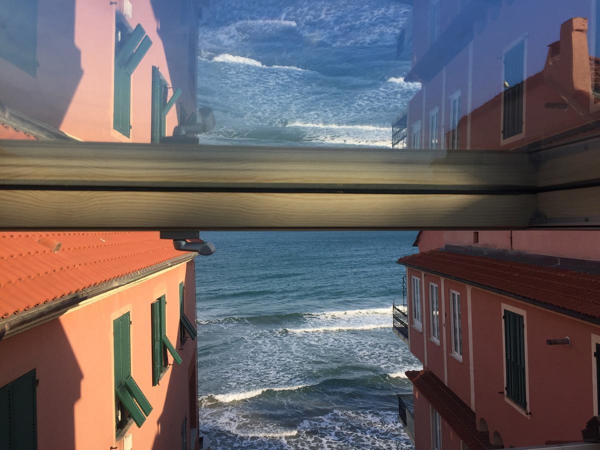 Attico Fronte Mare Alassio Exterior foto